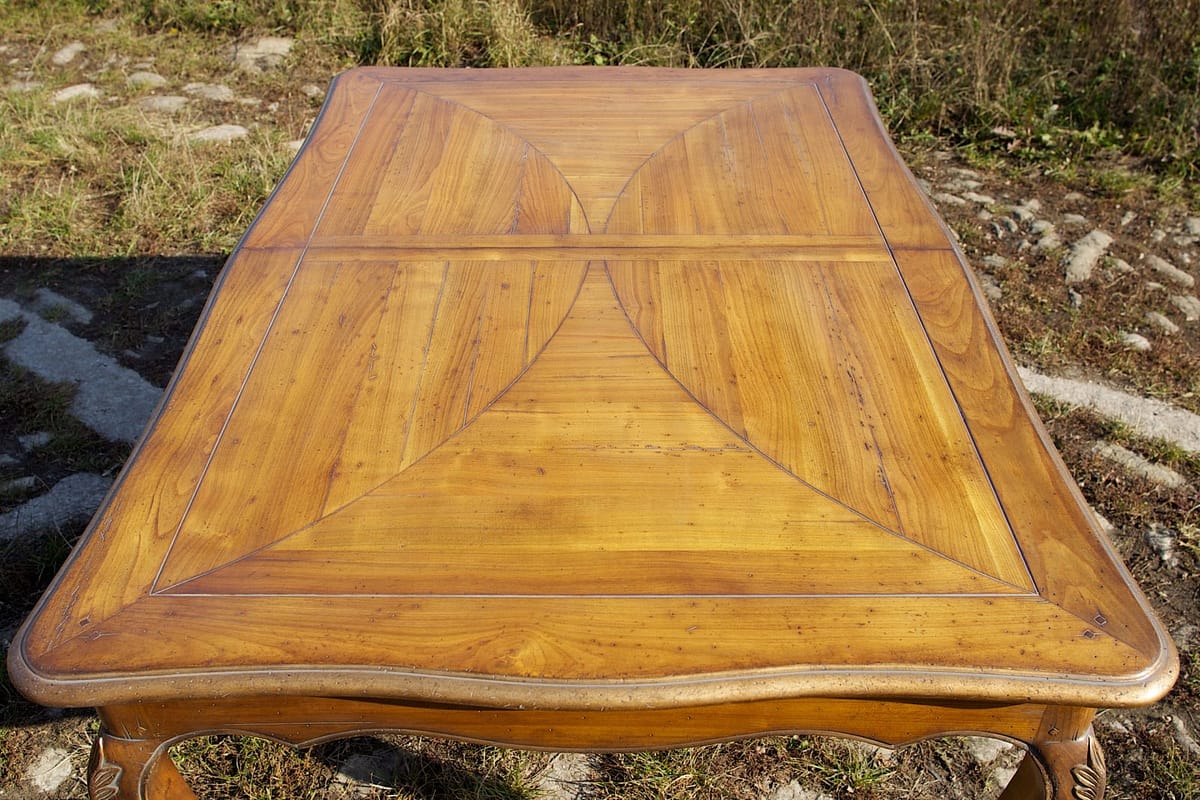 table à manger design en bois sur commande